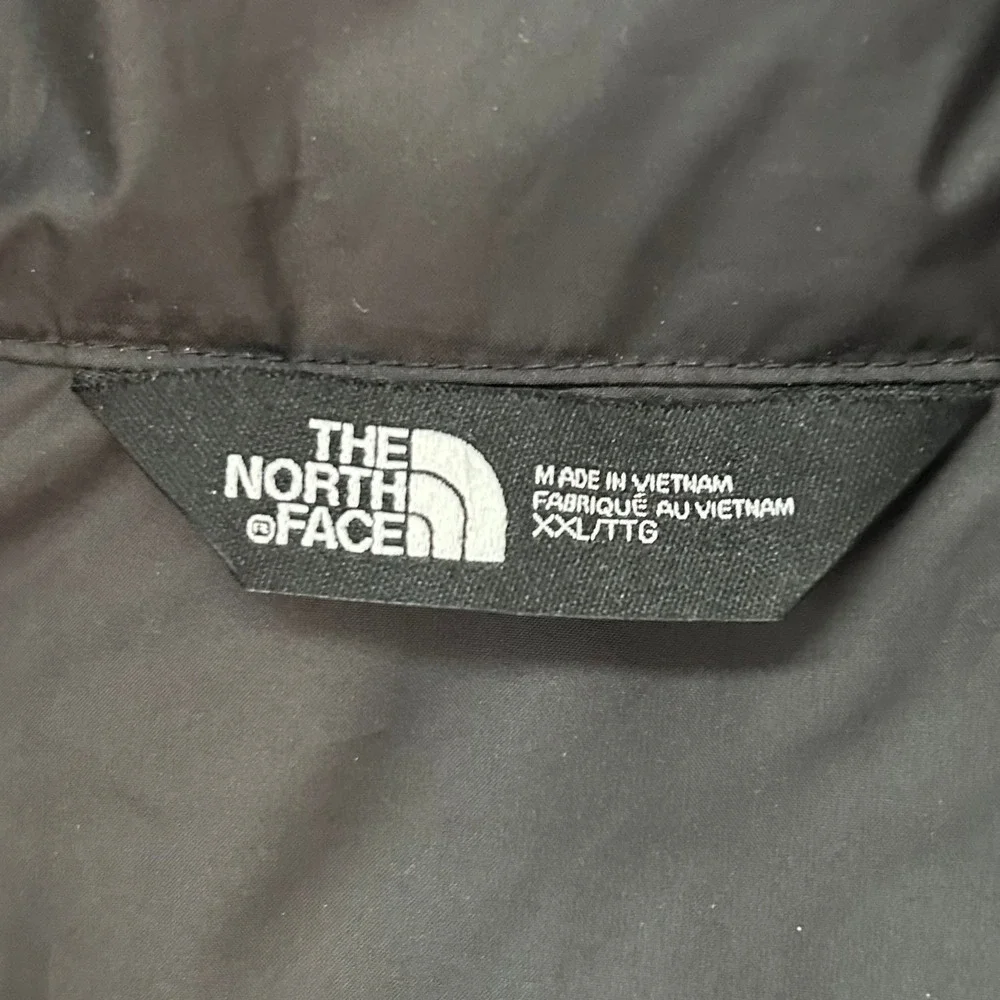The North Face Puffer Vest Mens XXL Black Down Insulated Quilted Tanium PM Logo